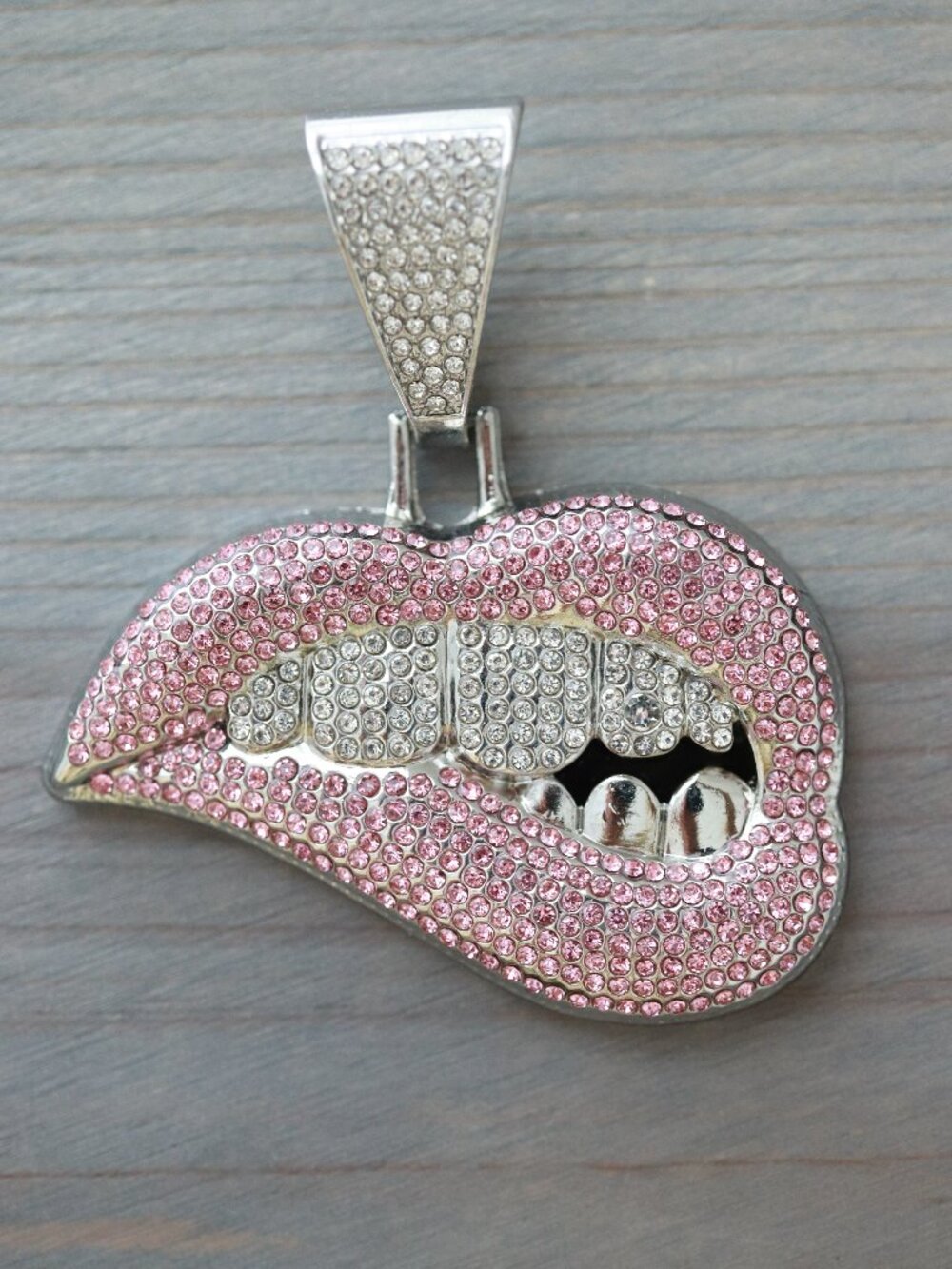 Lips Ice Style with Pink/Clear Rhinestones Pendant Silver Plated